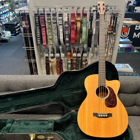 Martin BCPA4 Akustisk Bass (brukt)