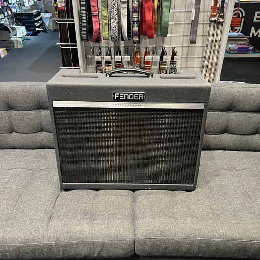Fender Bassbreaker 18/30 Forsterker (brukt)
