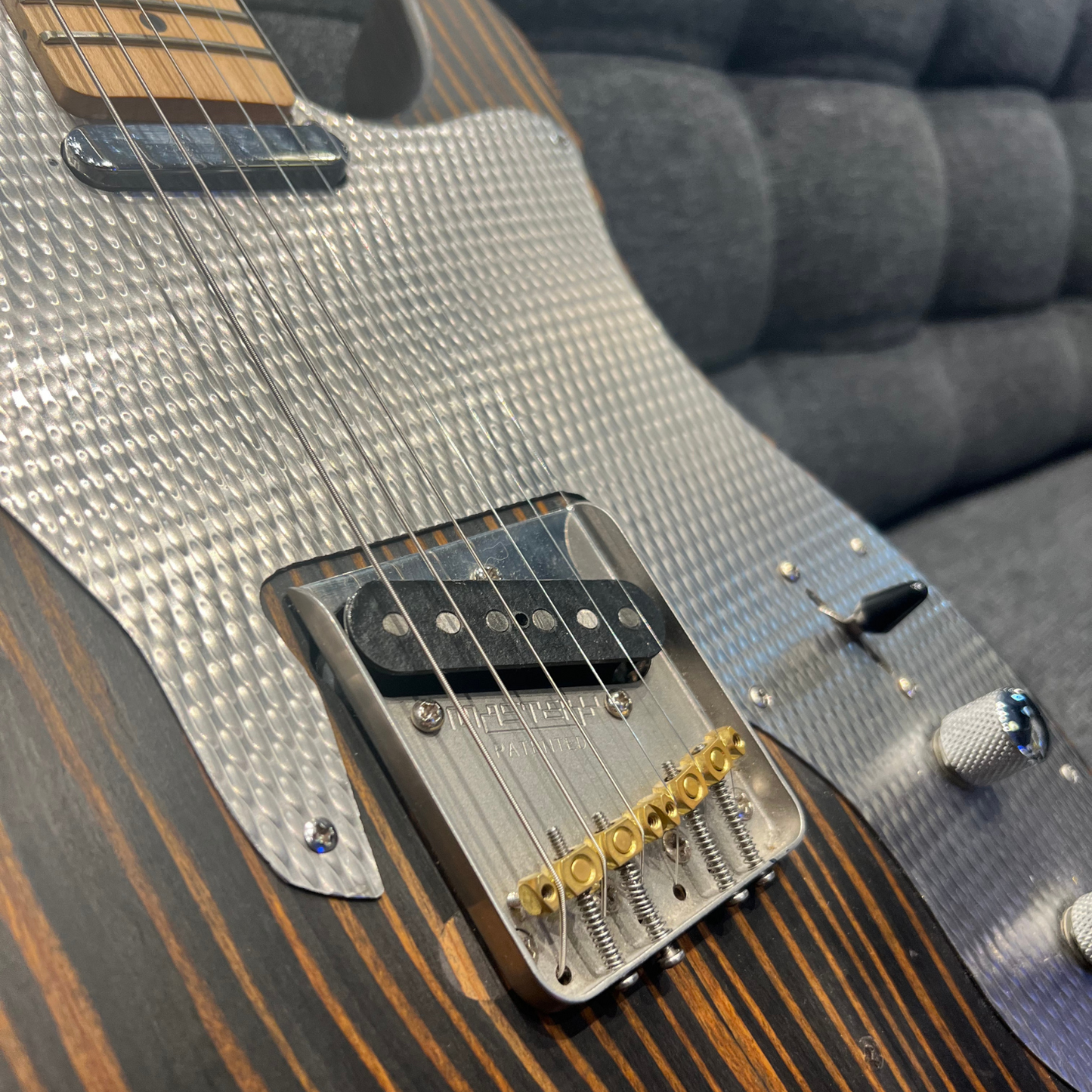 Isaksen Custom Tele Zebrawood m/ Mastery bridge (brukt)