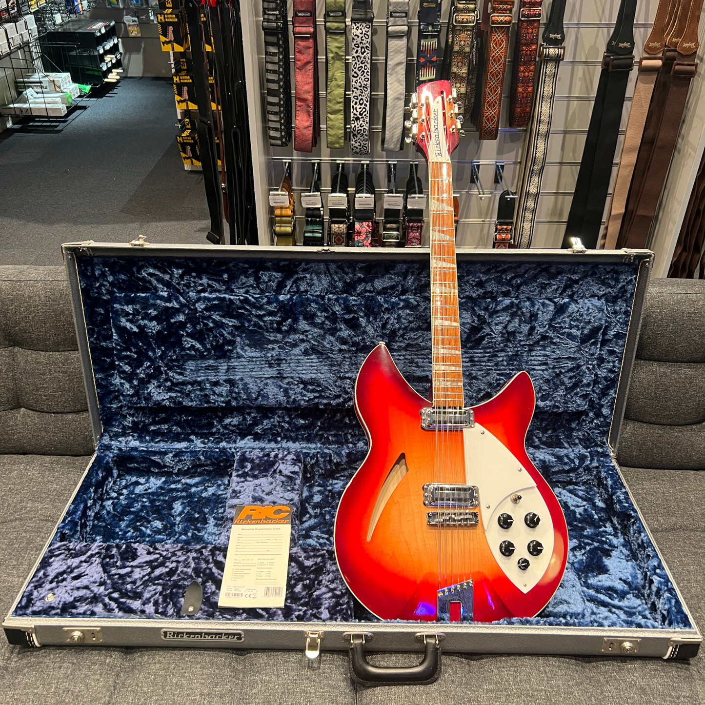 Rickenbacker 360/12 C63 2013-modell (brukt)