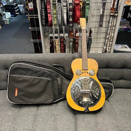 Dobro Hound Dog Deluxe (brukt)