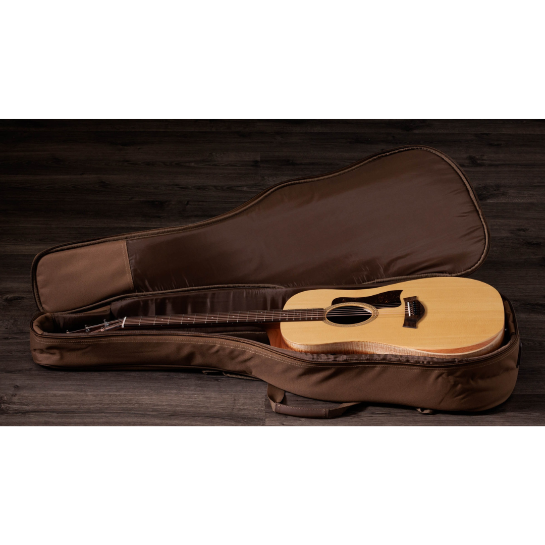 Taylor Academy 10e LTD Koa/Spruce